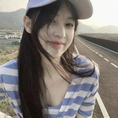 姜颂海报